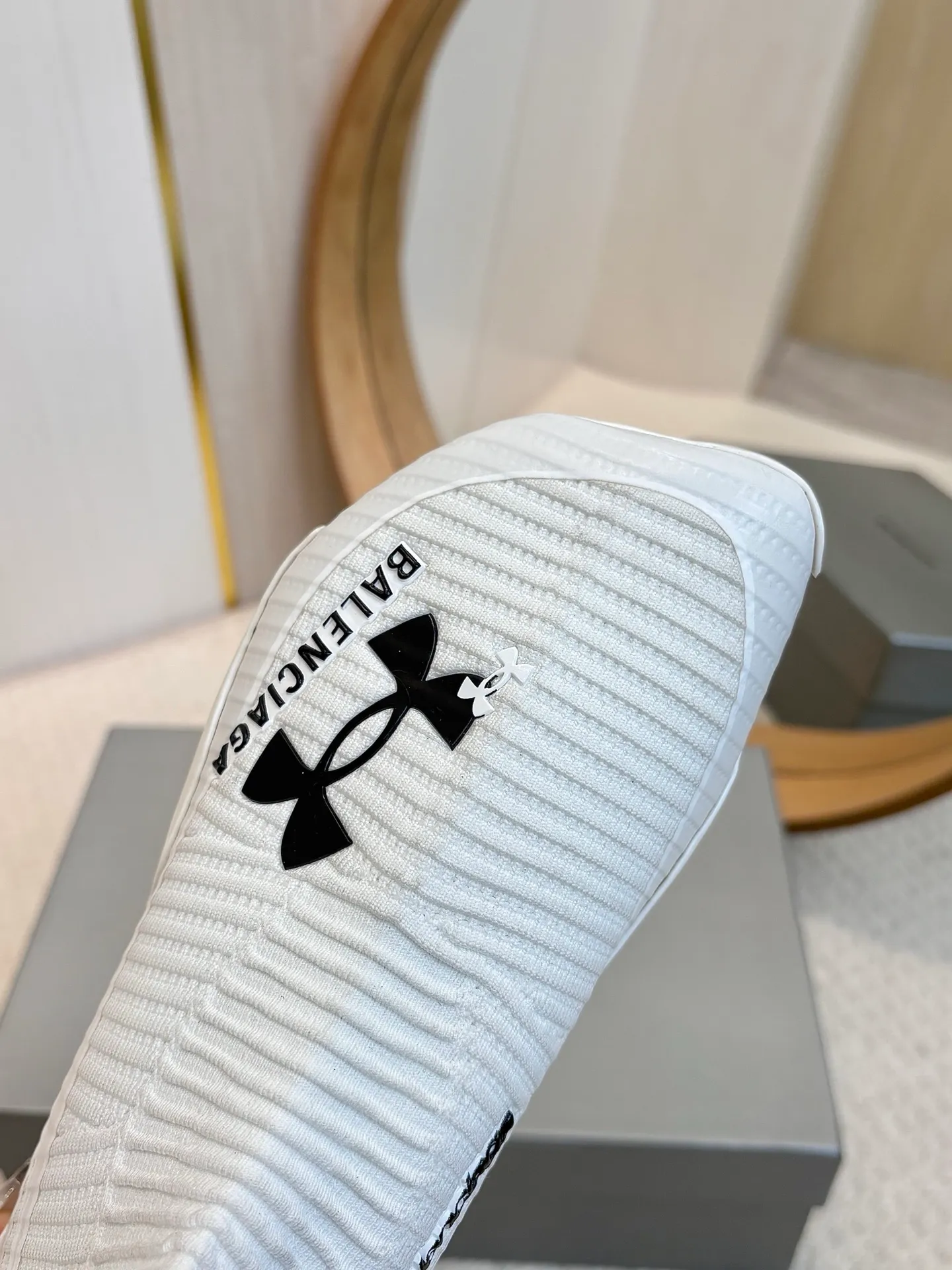 👟👟Ex-factory price 620👟👟 Men's model ➕20 Balenciaga Original outsole Size: #female 35-40 #male 39-45 (female 40 and male 45 are custom-made and cannot be returned or exchanged)